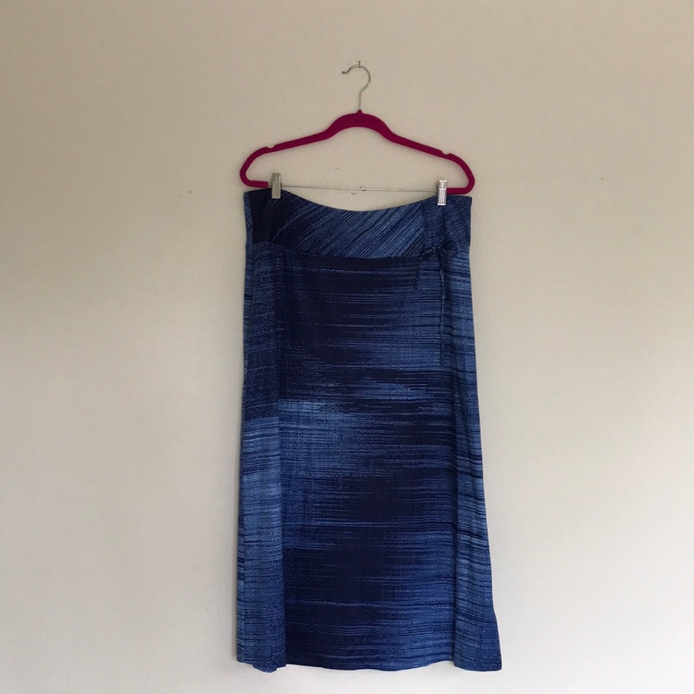 The North Face Empower Maxi Skirt (NWOT)